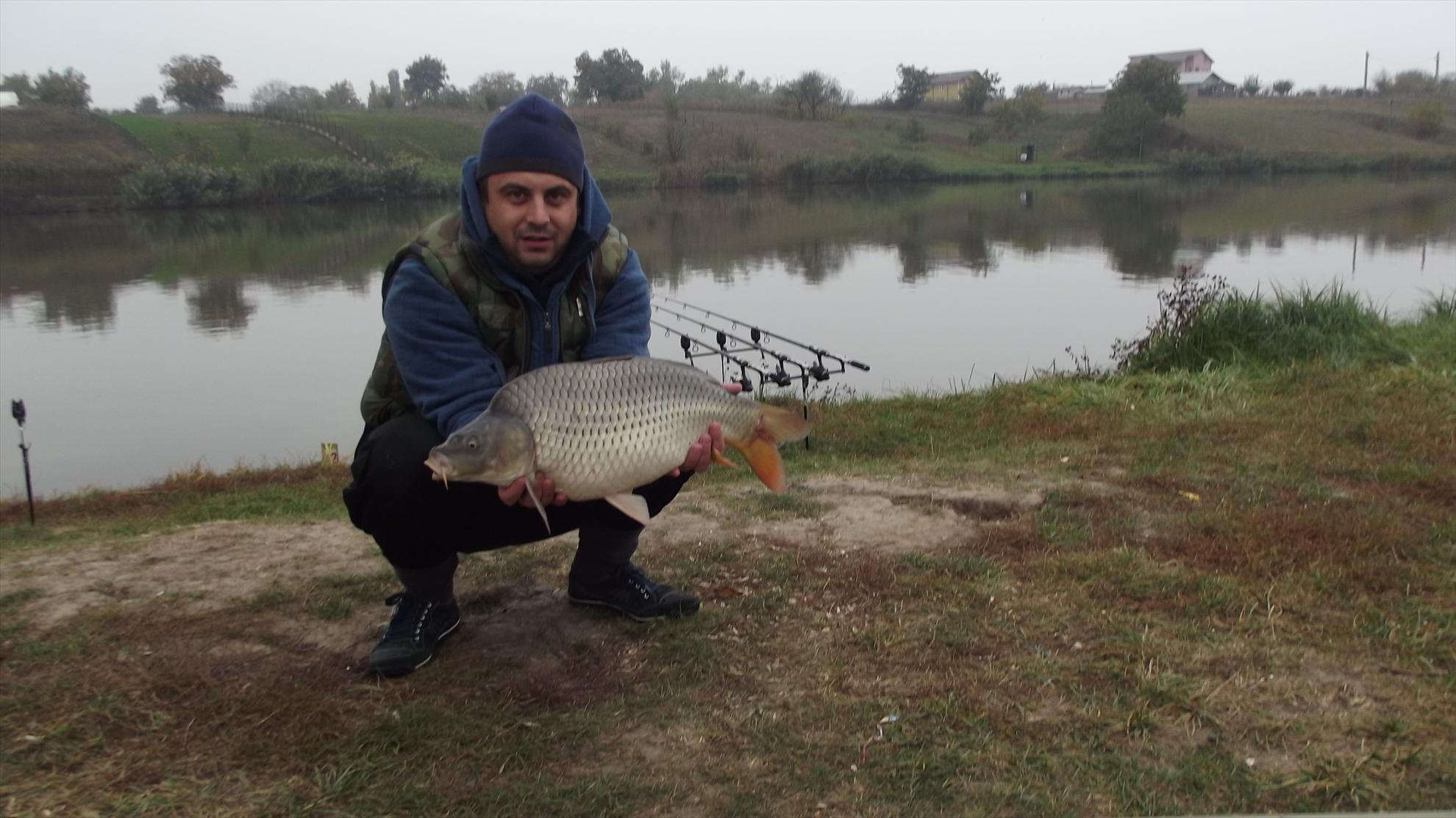 pescuit M.Vlasiei  2012 - dscf0242.JPG